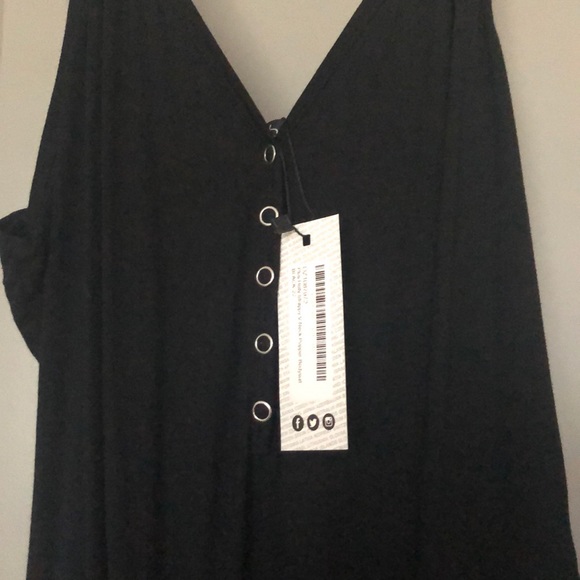 NWT V Neck Black Bodysuit - Picture 3 of 5